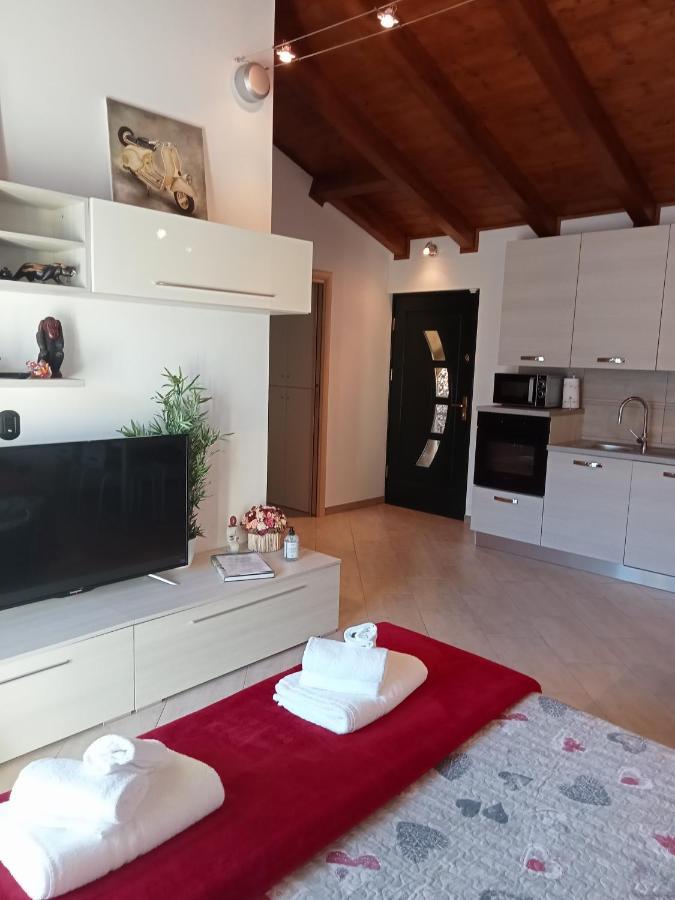 Casa Olive 2 Villa Oliveto Lario Exterior photo